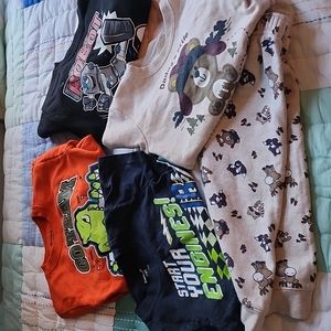 5 piece Garanimals bundle size 2T